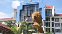 gedung rektorat unsratjpeg